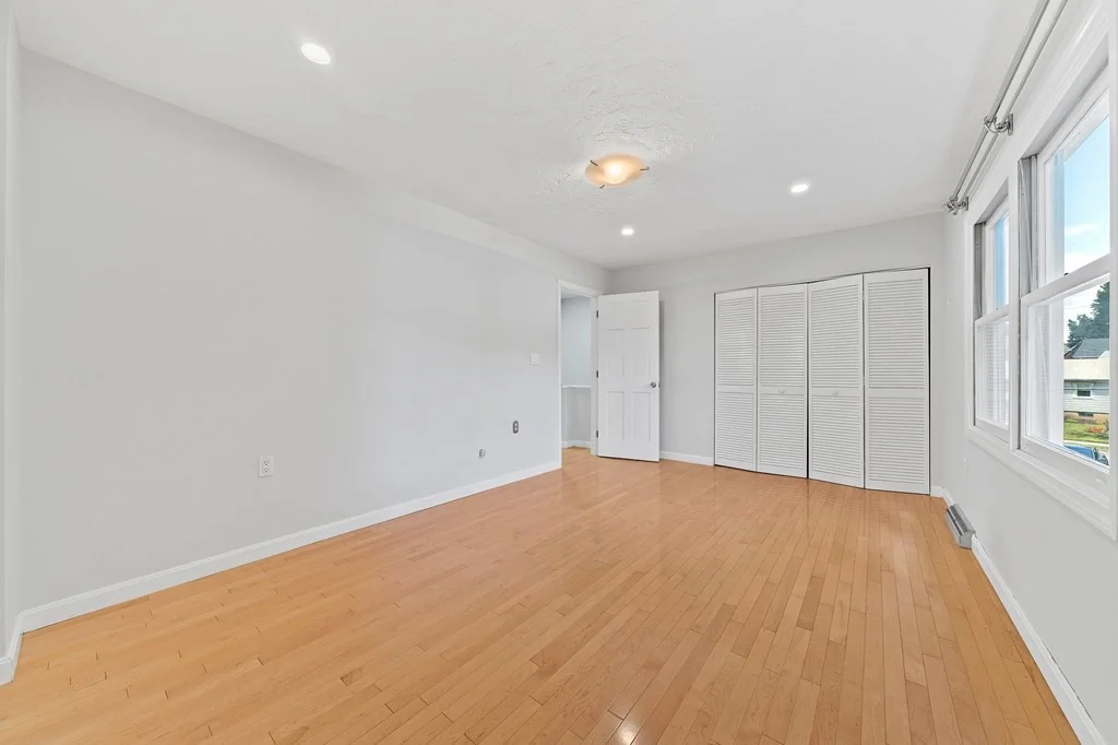 3 bed, 1 bath apartment for rent at 52 River St Unit A, Newton — photo 17 of 30