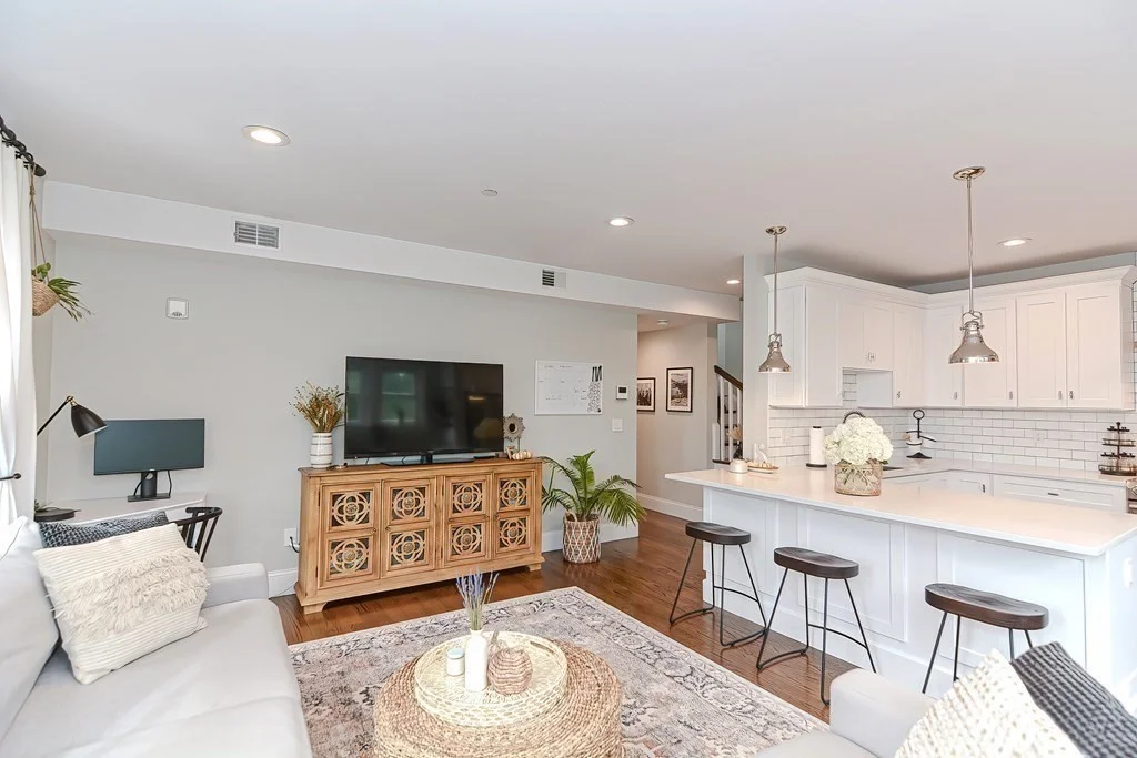 2 bed, 2 bath apartment for rent at 52 River Unit 7, Mattapan — photo 6 of 24