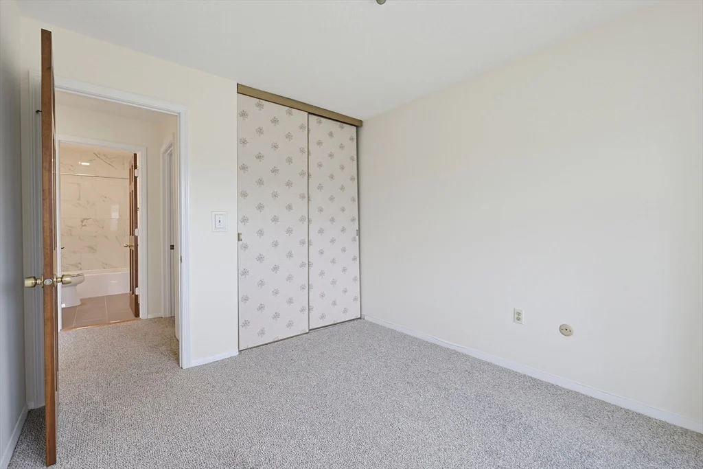 2 bed, 1 bath apartment for rent at 52 Rosewood Dr Unit 52, Stoughton — photo 24 of 42