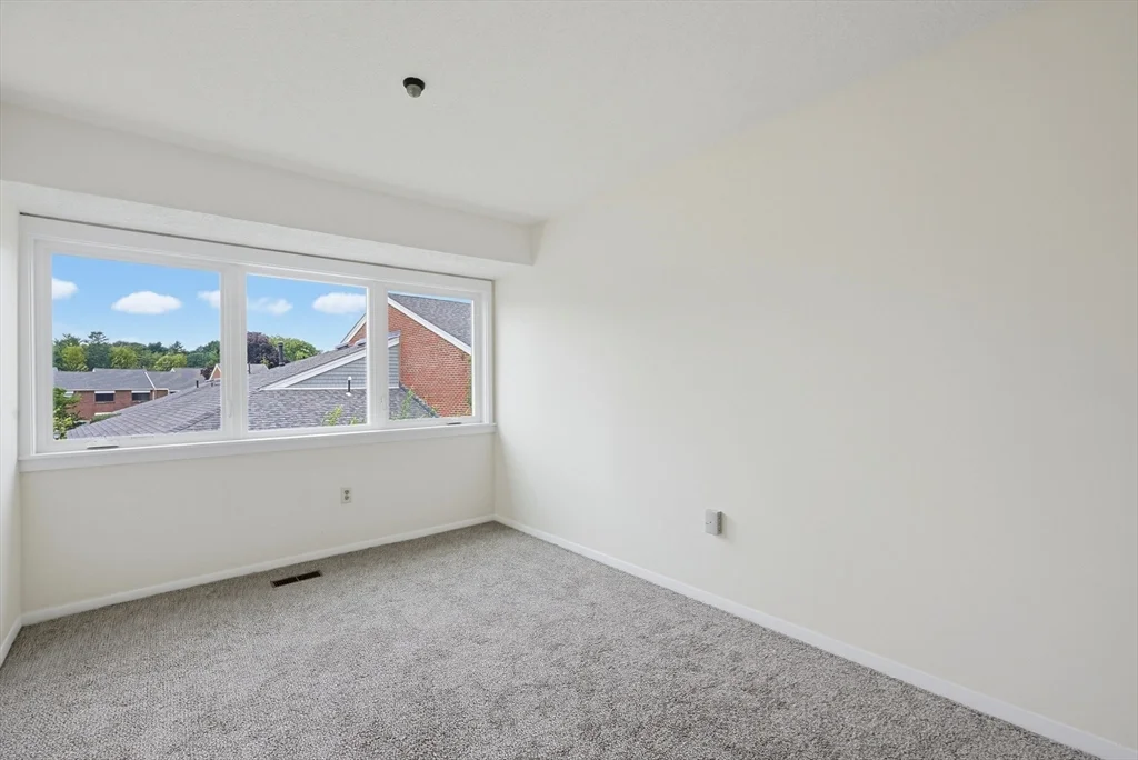 2 bed, 1 bath apartment for rent at 52 Rosewood Dr Unit 52, Stoughton — photo 23 of 42