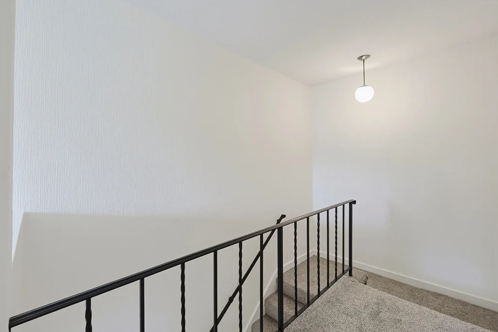 2 bed, 1 bath apartment for rent at 52 Rosewood Dr Unit 52, Stoughton — photo 31 of 42