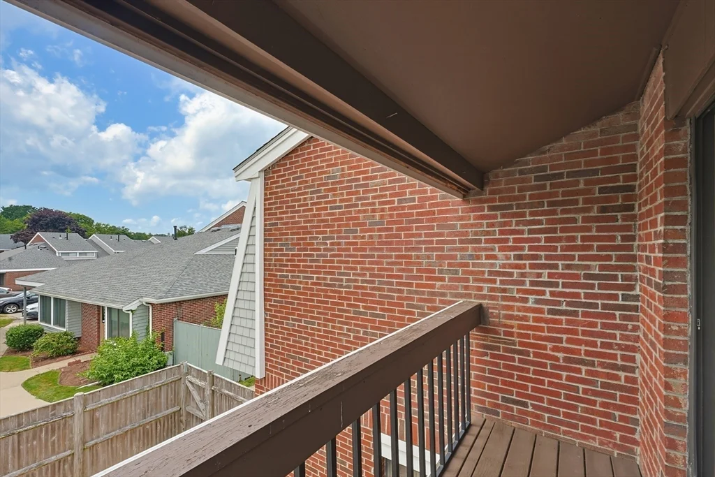 2 bed, 1 bath apartment for rent at 52 Rosewood Dr Unit 52, Stoughton — photo 34 of 42