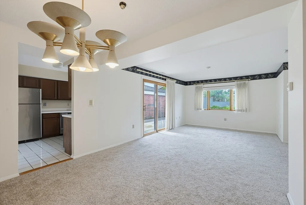 2 bed, 1 bath apartment for rent at 52 Rosewood Dr Unit 52, Stoughton — photo 7 of 42