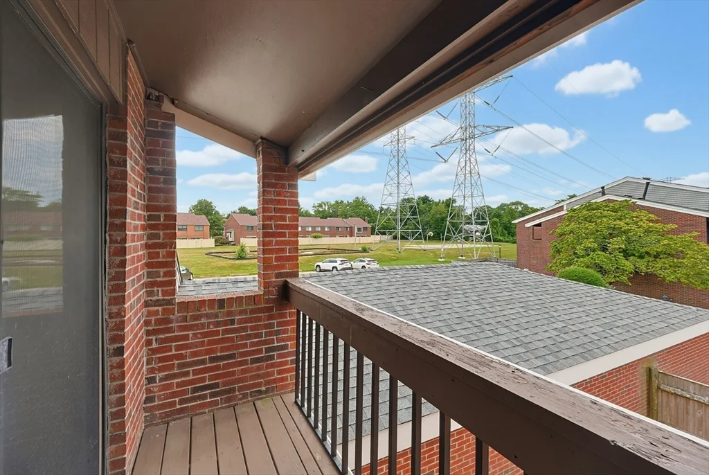 2 bed, 1 bath apartment for rent at 52 Rosewood Dr Unit 52, Stoughton — photo 33 of 42