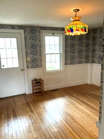 3 bed, 2 bath apartment for rent at 52 Russellville Rd Unit 0, Southampton — photo 7 of 17