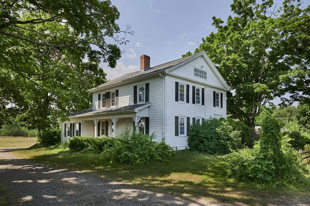 3 bed, 2 bath apartment for rent at 52 Russellville Rd Unit 0, Southampton