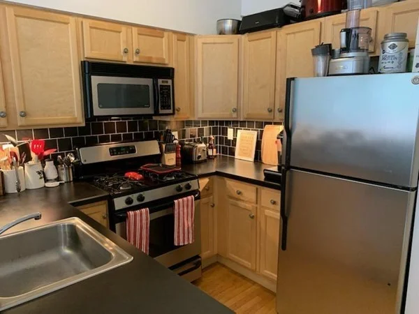 2 bed, 1 bath apartment for rent at 52 Saint Germain St Unit 1, Back Bay — photo 6 of 17