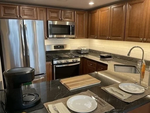 2 bed, 2 bath apartment for rent at 52 Sanborn St Unit 102, Reading — photo 15 of 21
