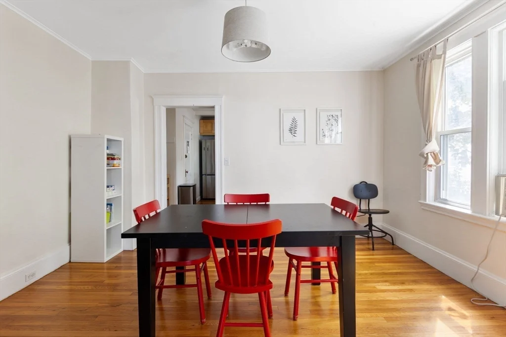 2 bed, 1 bath apartment for rent at 52 Saville St Unit 52, West Cambridge — photo 4 of 17