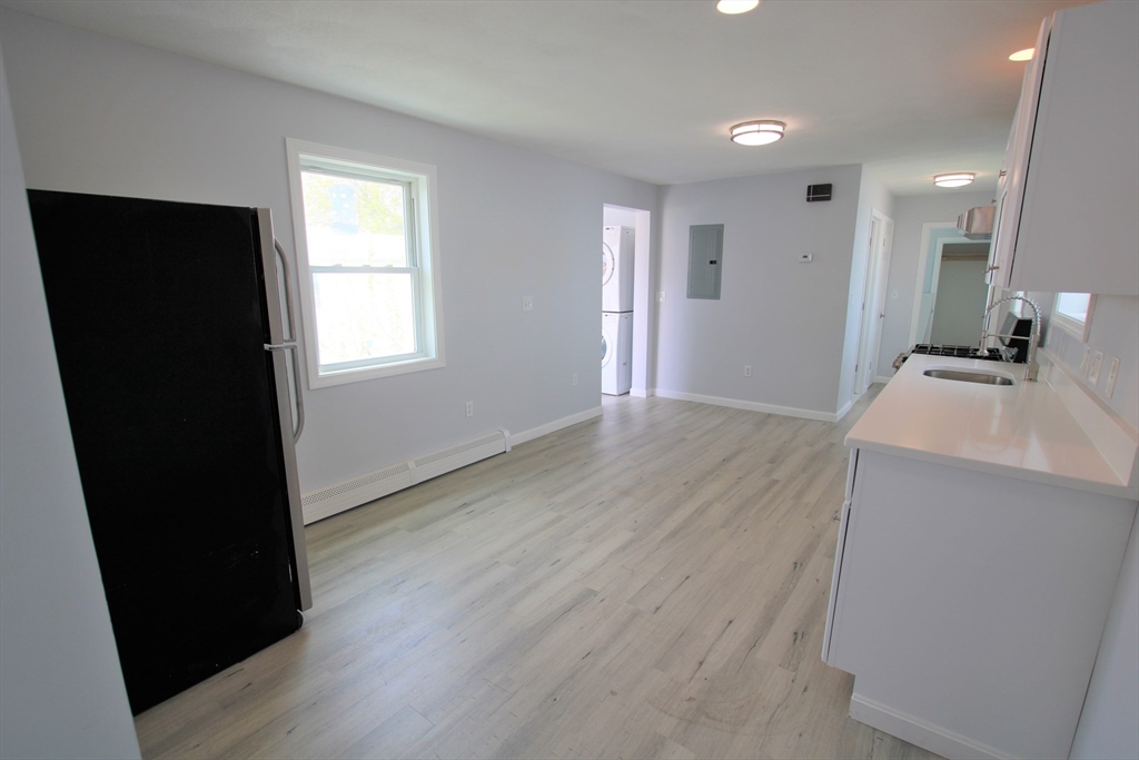 2 bed, 1 bath apartment for rent at 52 Shawmut St, Revere — photo 4 of 12