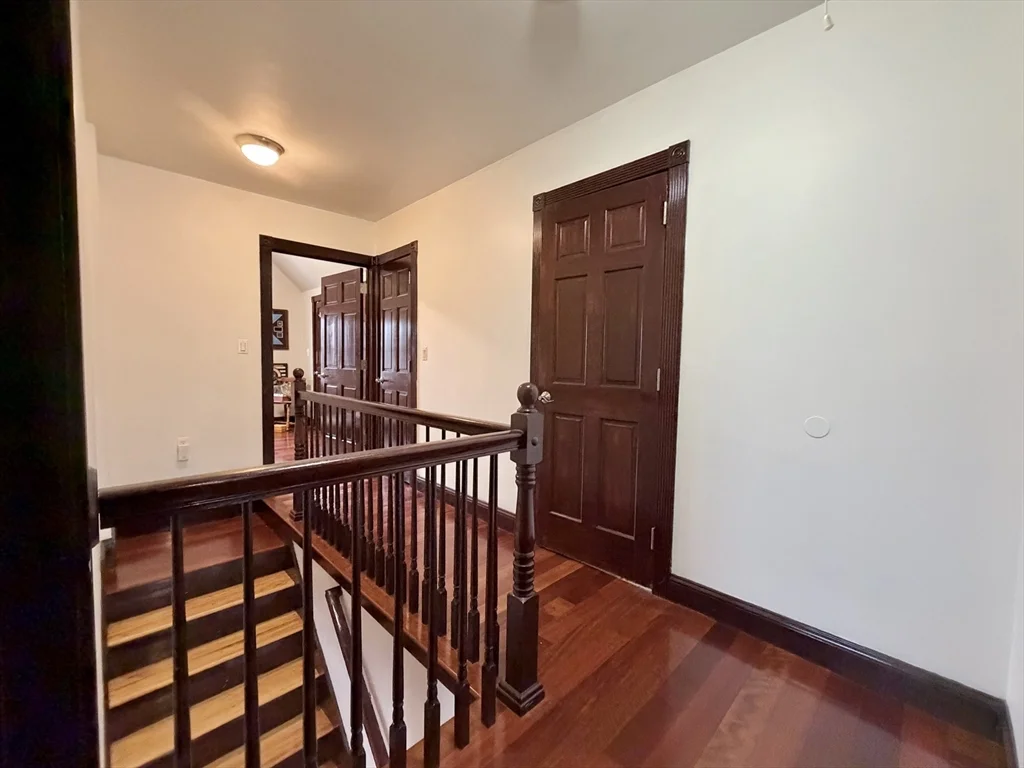 4 bed, 2 bath apartment for rent at 52 Sheridan Ave Unit 52, Wellington — photo 12 of 19