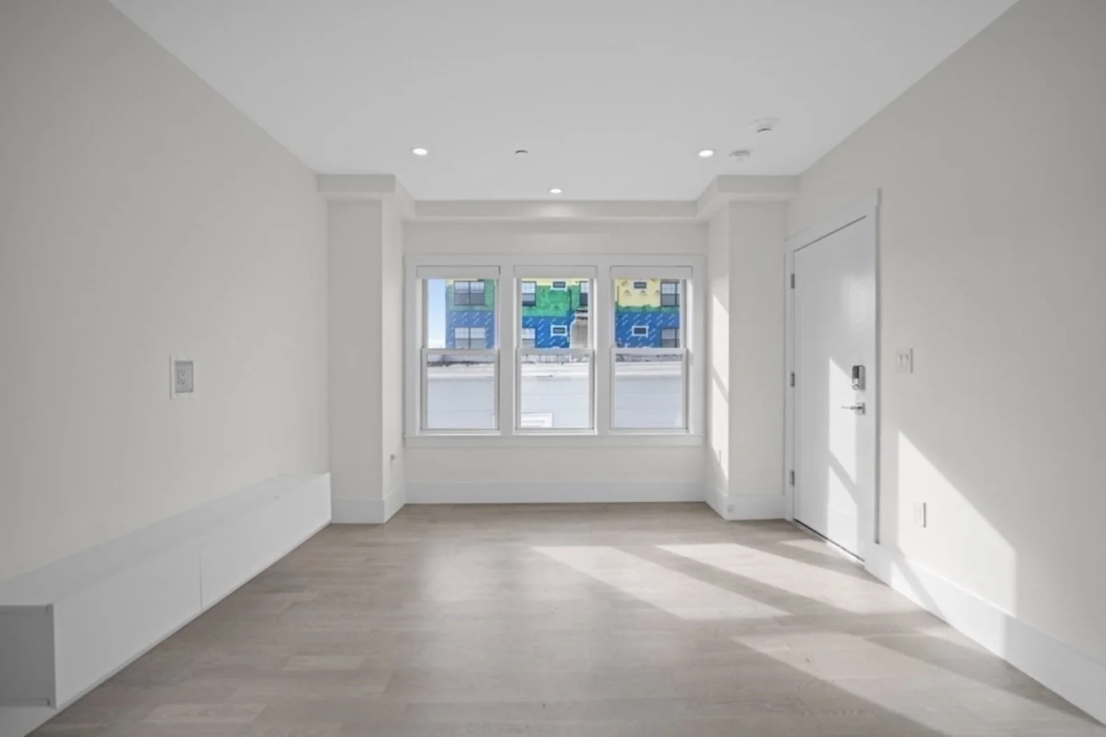 3 bed, 2 bath apartment for rent at 52 Spencer Ave Unit 3, Chelsea — photo 3 of 15