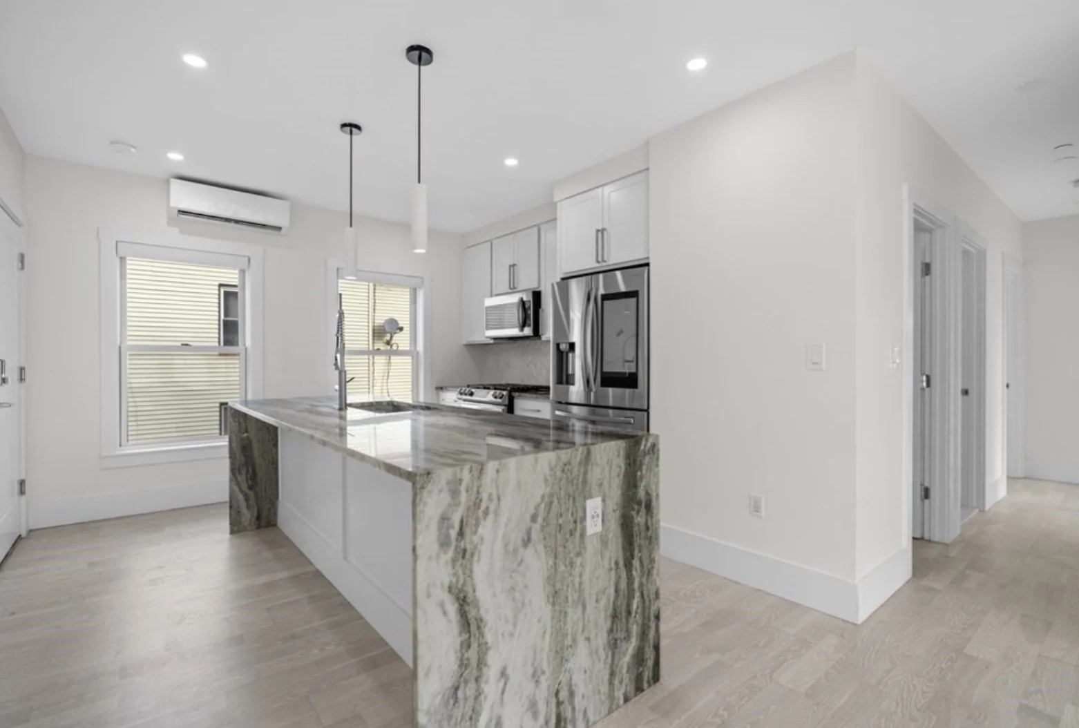 3 bed, 2 bath apartment for rent at 52 Spencer Ave Unit 3, Chelsea — photo 4 of 15