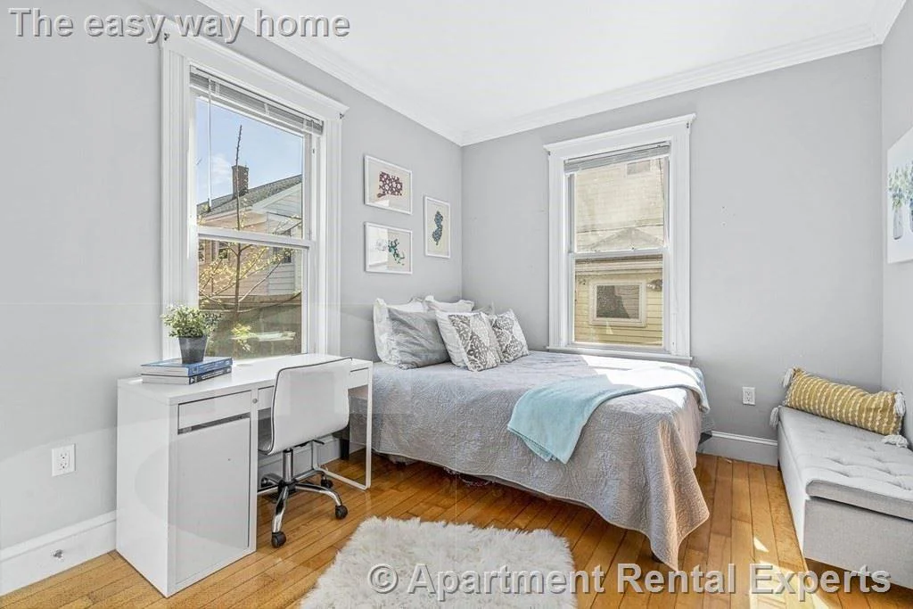 4 bed, 1 bath apartment for rent at 52 Stanley Ave Unit 2, Tufts — photo 5 of 15