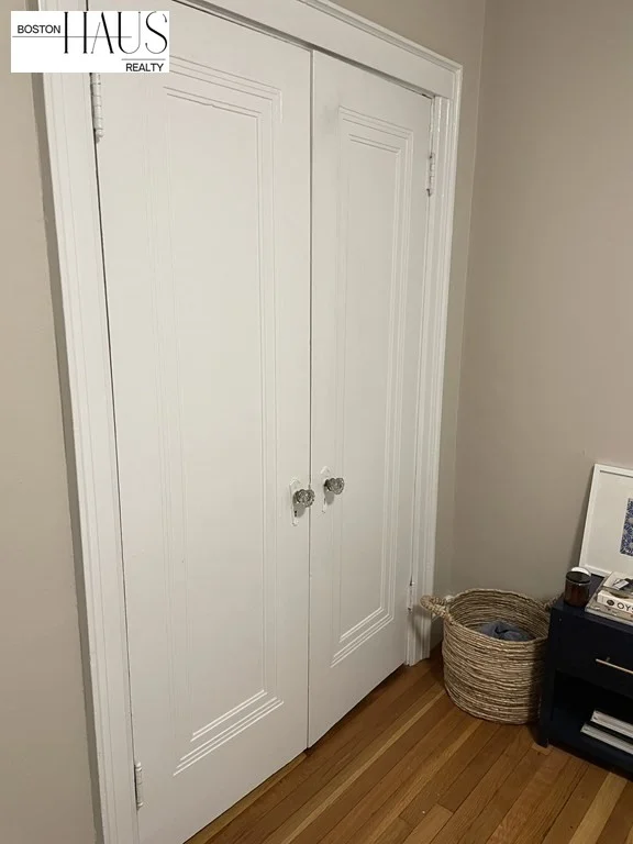 2 bed, 1 bath apartment for rent at 52 Strathmore Rd Unit 25, Brighton — photo 8 of 11