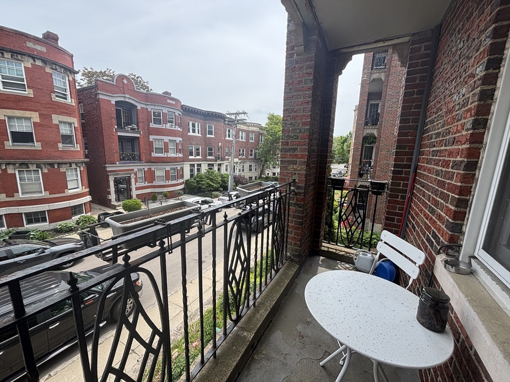 1 bed, 1 bath apartment for rent at 52 Strathmore Unit 21, Brighton — photo 13 of 18