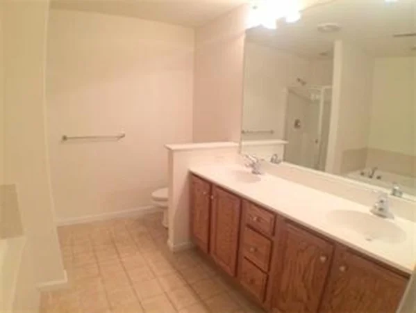 3 bed, 2 bath apartment for rent at 52 Tulip Circle Unit 52, South Grafton — photo 21 of 28