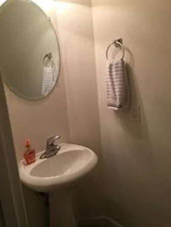 3 bed, 2 bath apartment for rent at 52 Tulip Circle Unit 52, South Grafton — photo 12 of 28