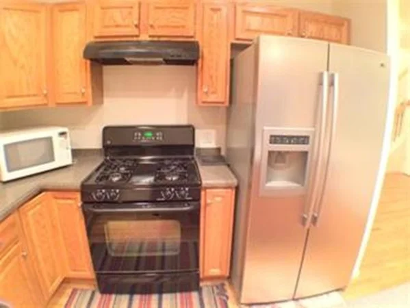 3 bed, 2 bath apartment for rent at 52 Tulip Circle Unit 52, South Grafton — photo 2 of 28
