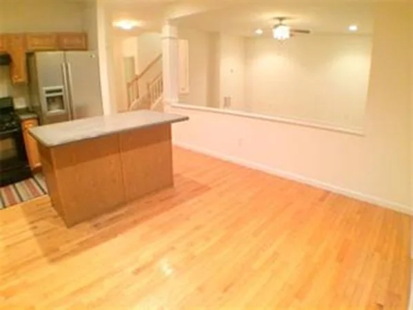 3 bed, 2 bath apartment for rent at 52 Tulip Circle Unit 52, South Grafton — photo 4 of 28