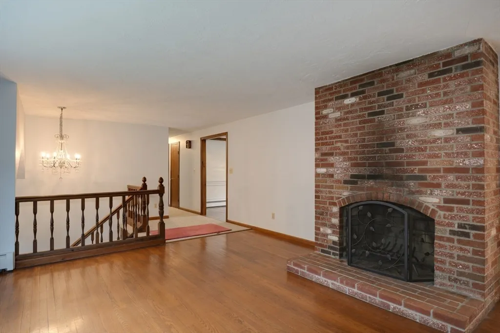 3 bed, 2 bath apartment for rent at 52 Vega Rd, Marlborough — photo 17 of 36