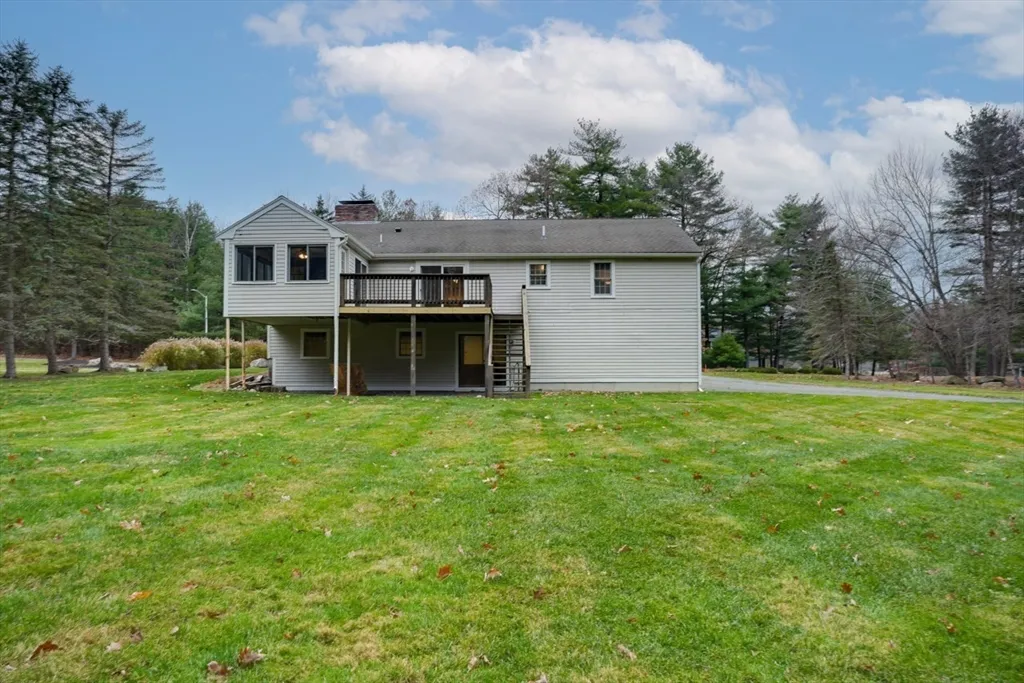 3 bed, 2 bath apartment for rent at 52 Vega Rd, Marlborough — photo 6 of 36