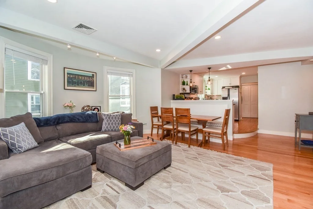 3 bed, 2 bath apartment for rent at 52 Warren St Unit 2, Charlestown — photo 2 of 16