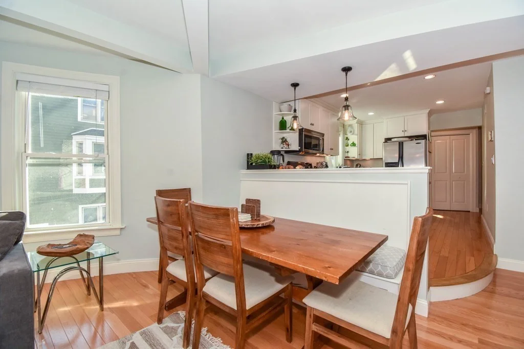 3 bed, 2 bath apartment for rent at 52 Warren St Unit 2, Charlestown — photo 5 of 16