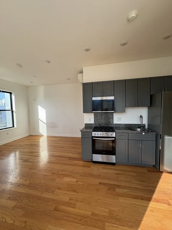 Studio bed, 1 bath apartment for rent at 52 Washington Ave Unit 405, Chelsea — photo 1 of 9