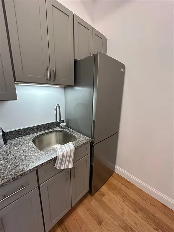 Studio bed, 1 bath apartment for rent at 52 Washington Ave Unit 407, Chelsea — photo 7 of 8