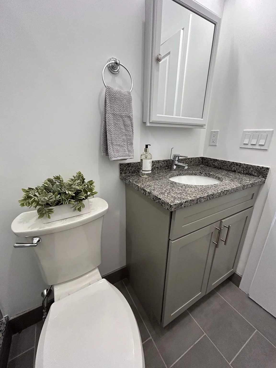 Studio bed, 1 bath apartment for rent at 52 Washington St Unit 408, Chelsea — photo 8 of 8