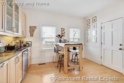 2 bed, 1 bath apartment for rent at 52 Waterhouse St Unit 1, Teele Square — photo 3 of 12