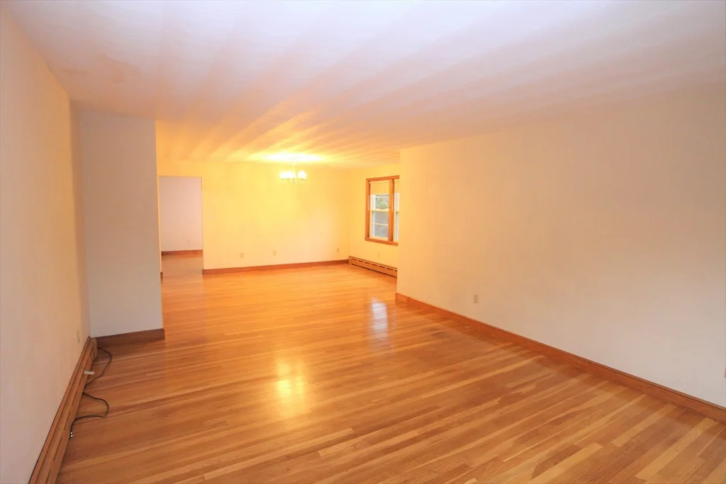 3 bed, 1 bath apartment for rent at 52 Westminster Ave Unit 52, Watertown — photo 5 of 21