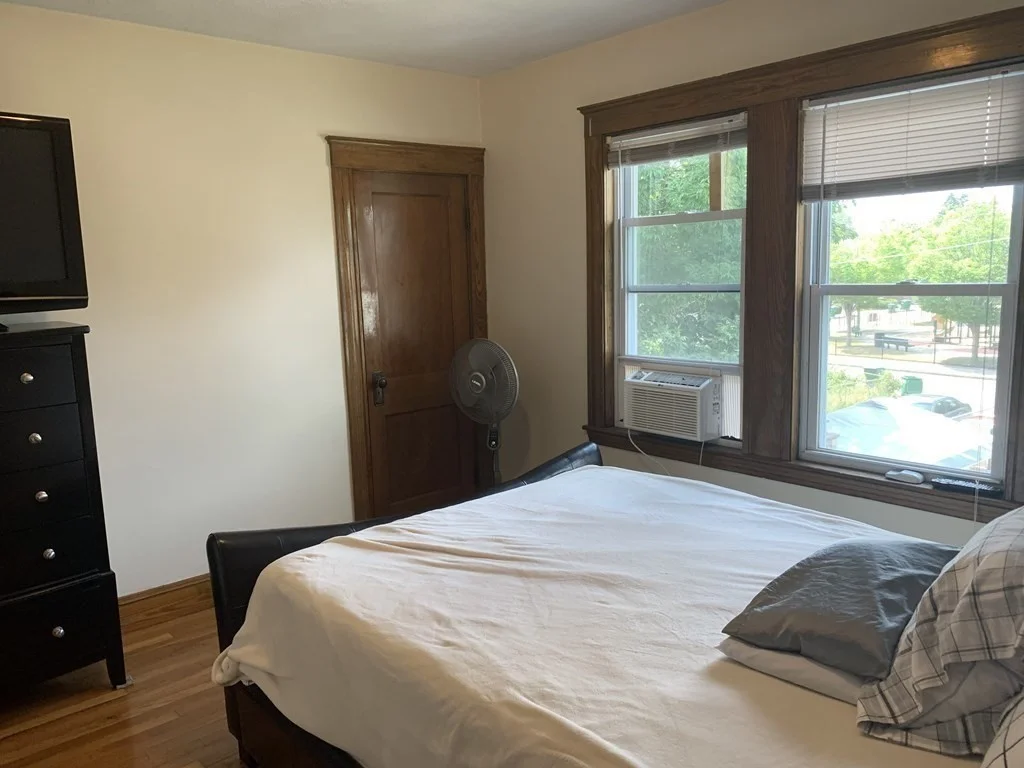 3 bed, 1 bath apartment for rent at 52 Winter St Unit 2, Tufts University — photo 5 of 15