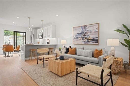 3 bed, 2 bath apartment for rent at 52 Withington St Unit 3, Dorchester — photo 2 of 12