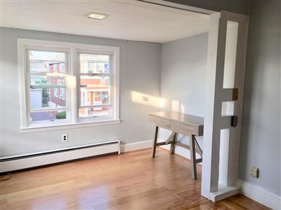 5 bed, 2 bath apartment for rent at 52 Woods Ave Unit 2, West Somerville — photo 8 of 27