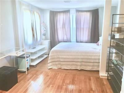 5 bed, 2 bath apartment for rent at 52 Woods Ave Unit 2, West Somerville — photo 25 of 27