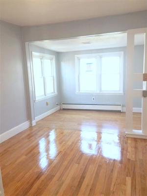 5 bed, 2 bath apartment for rent at 52 Woods Ave Unit 2, West Somerville — photo 6 of 27