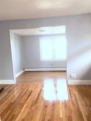 5 bed, 2 bath apartment for rent at 52 Woods Ave Unit 2, West Somerville — photo 9 of 27