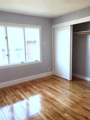 5 bed, 2 bath apartment for rent at 52 Woods Ave Unit 2, West Somerville — photo 11 of 27