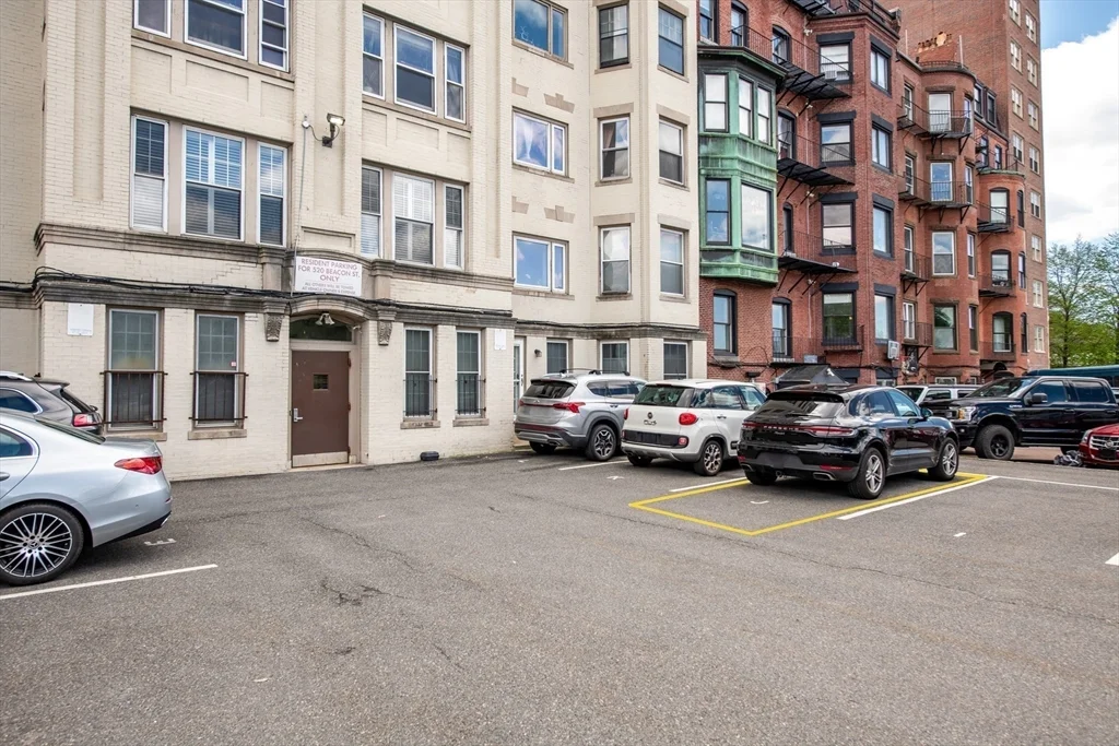 2 bed, 2 bath apartment for rent at 520 Beacon St Unit 4A, Back Bay — photo 20 of 26