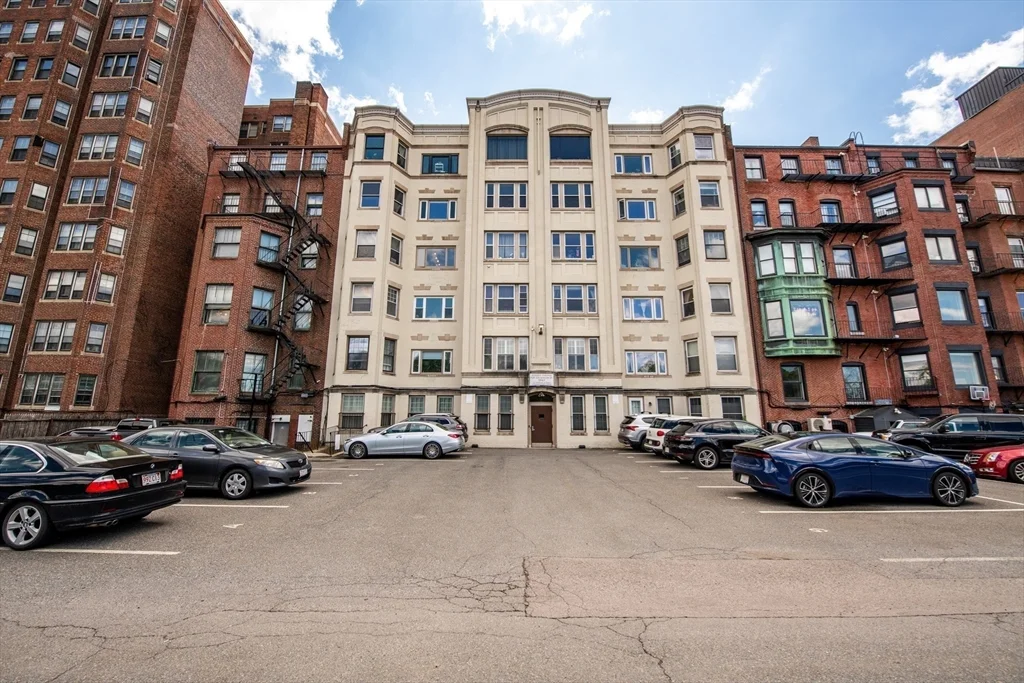 2 bed, 2 bath apartment for rent at 520 Beacon St Unit 4A, Back Bay — photo 21 of 26