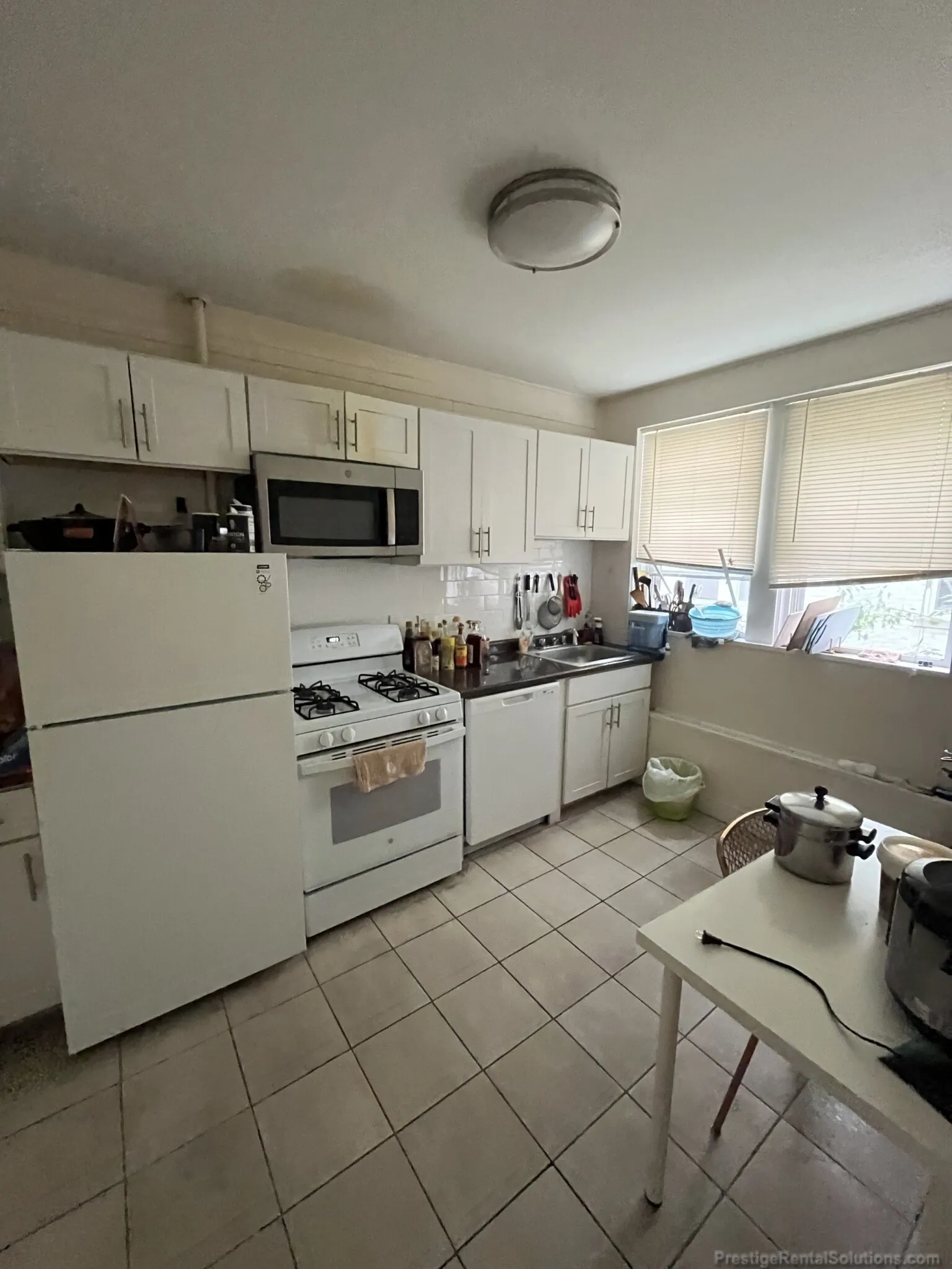 2 bed, 1 bath apartment for rent at 520 Cambridge St Unit 4, Brighton — photo 8 of 10