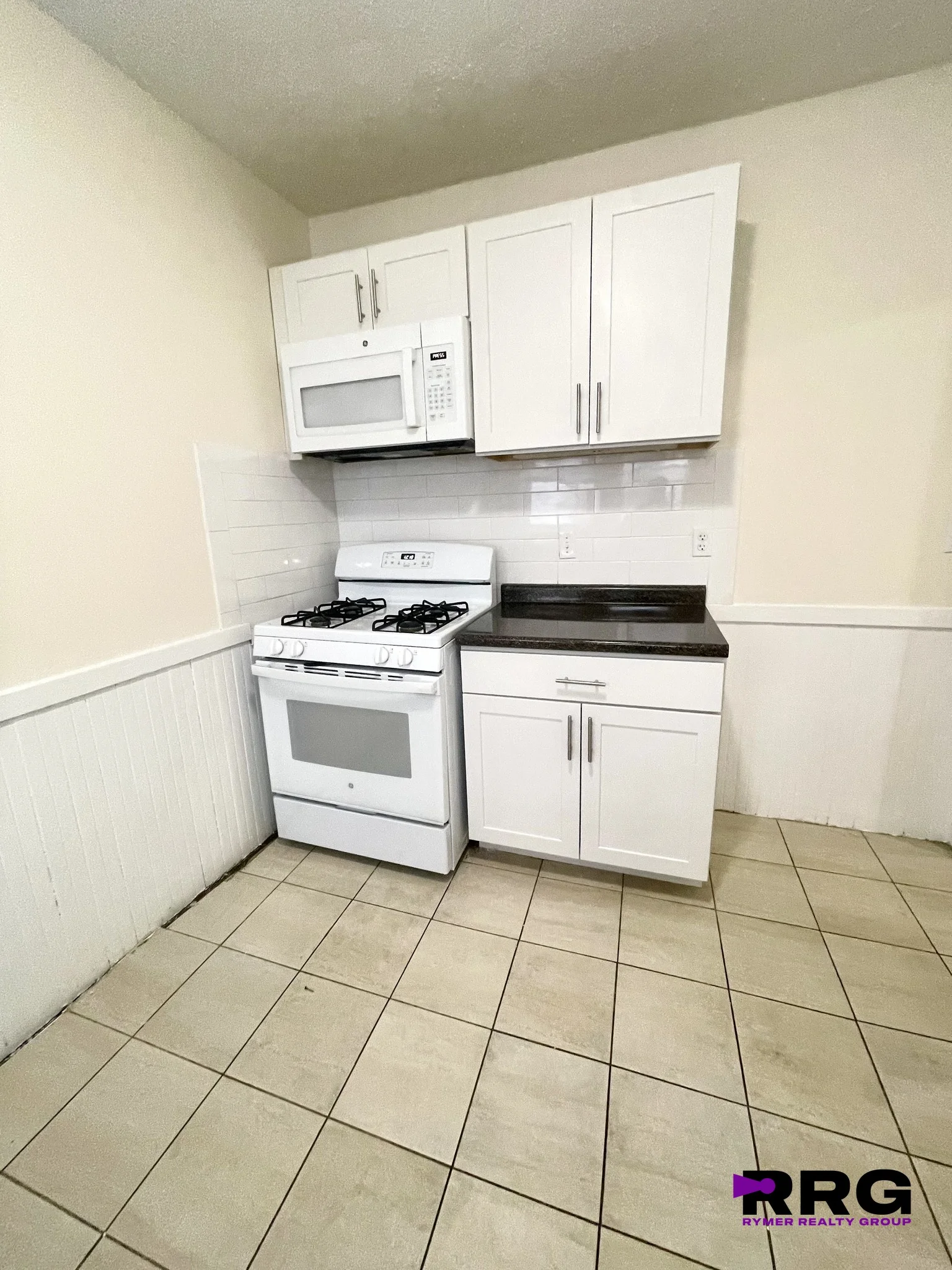 2 bed, 1 bath apartment for rent at 520 Cambridge St Unit 5, Brighton — photo 4 of 11