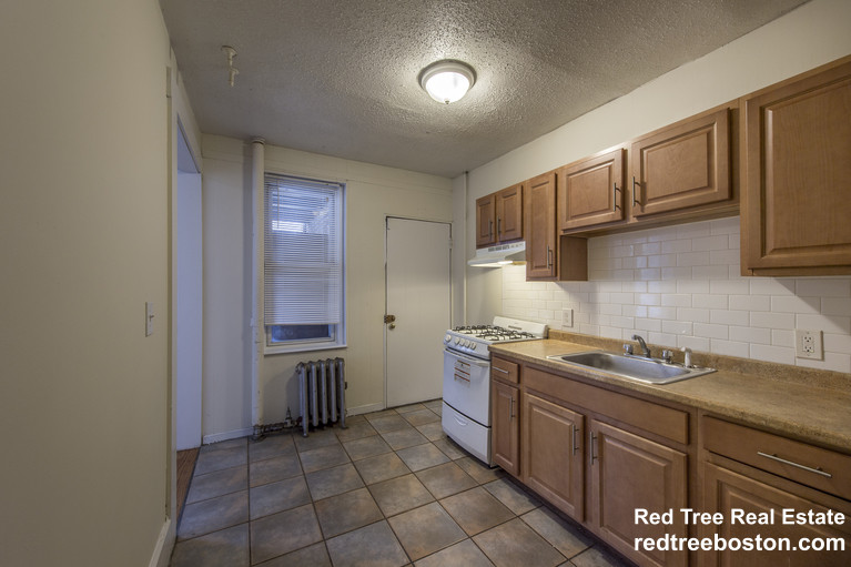 1 bed, 1 bath apartment for rent at 520 Cambridge St Unit 7, Allston