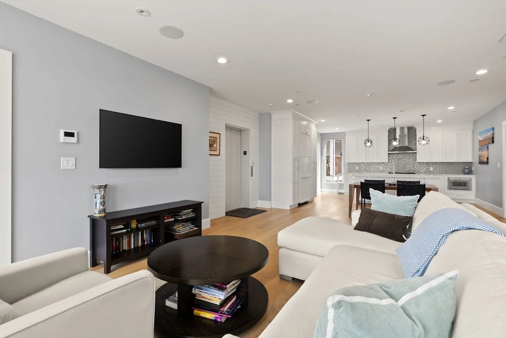 2 bed, 2 bath apartment for rent at 520 Dorchester Ave Unit 3R, South Boston — photo 11 of 31