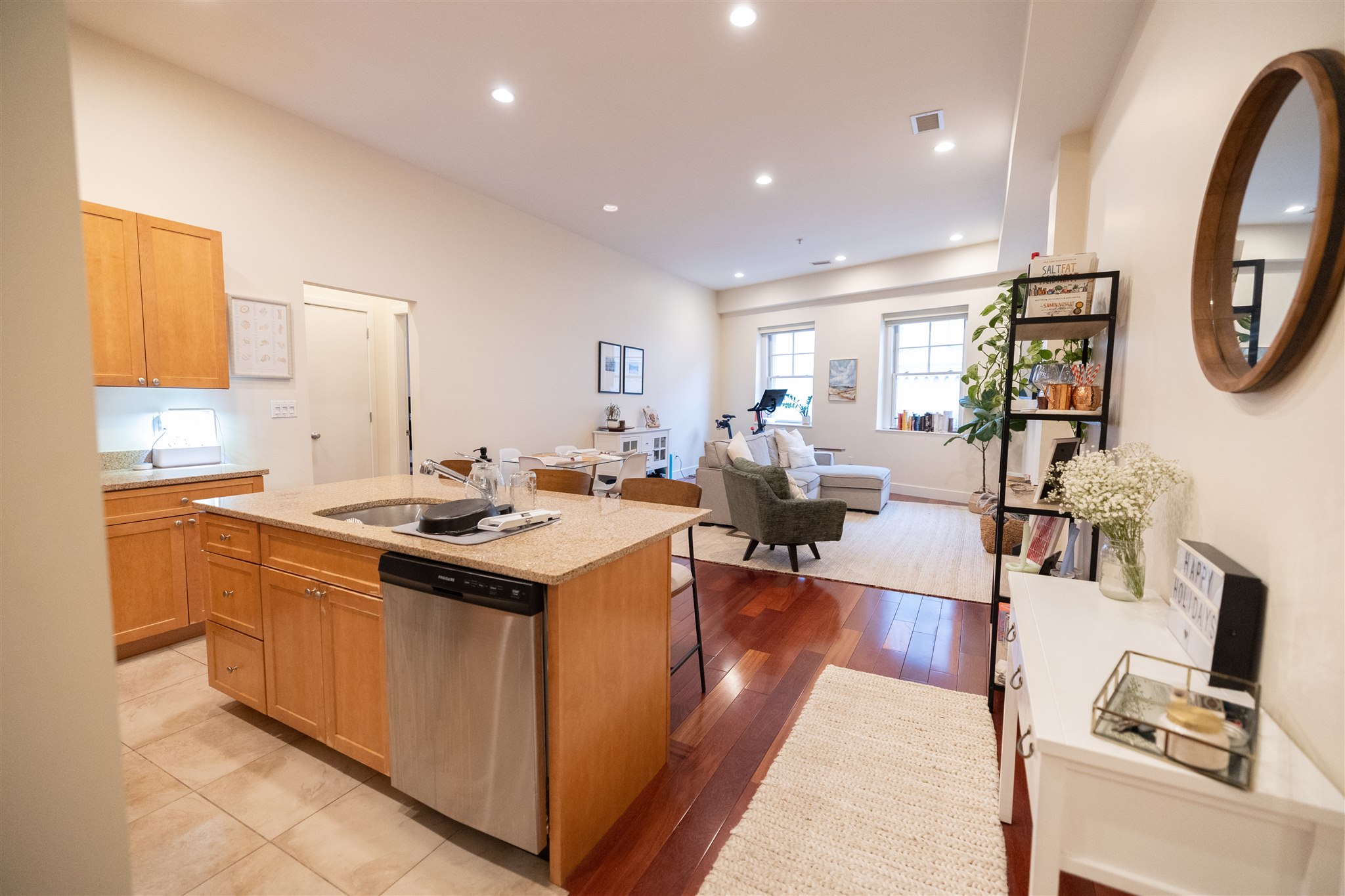 2 bed, 2 bath apartment for rent at 520 Harrison Ave Unit 201, South End — photo 9 of 38