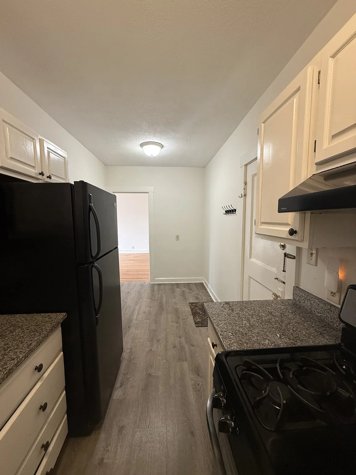 1 bed, 1 bath apartment for rent at 520 High Unit 16, West Medford — photo 3 of 15