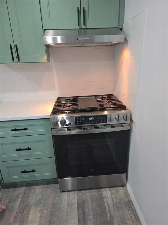 3 bed, 1 bath apartment for rent at 520 June St Unit 6, Fall River — photo 5 of 22