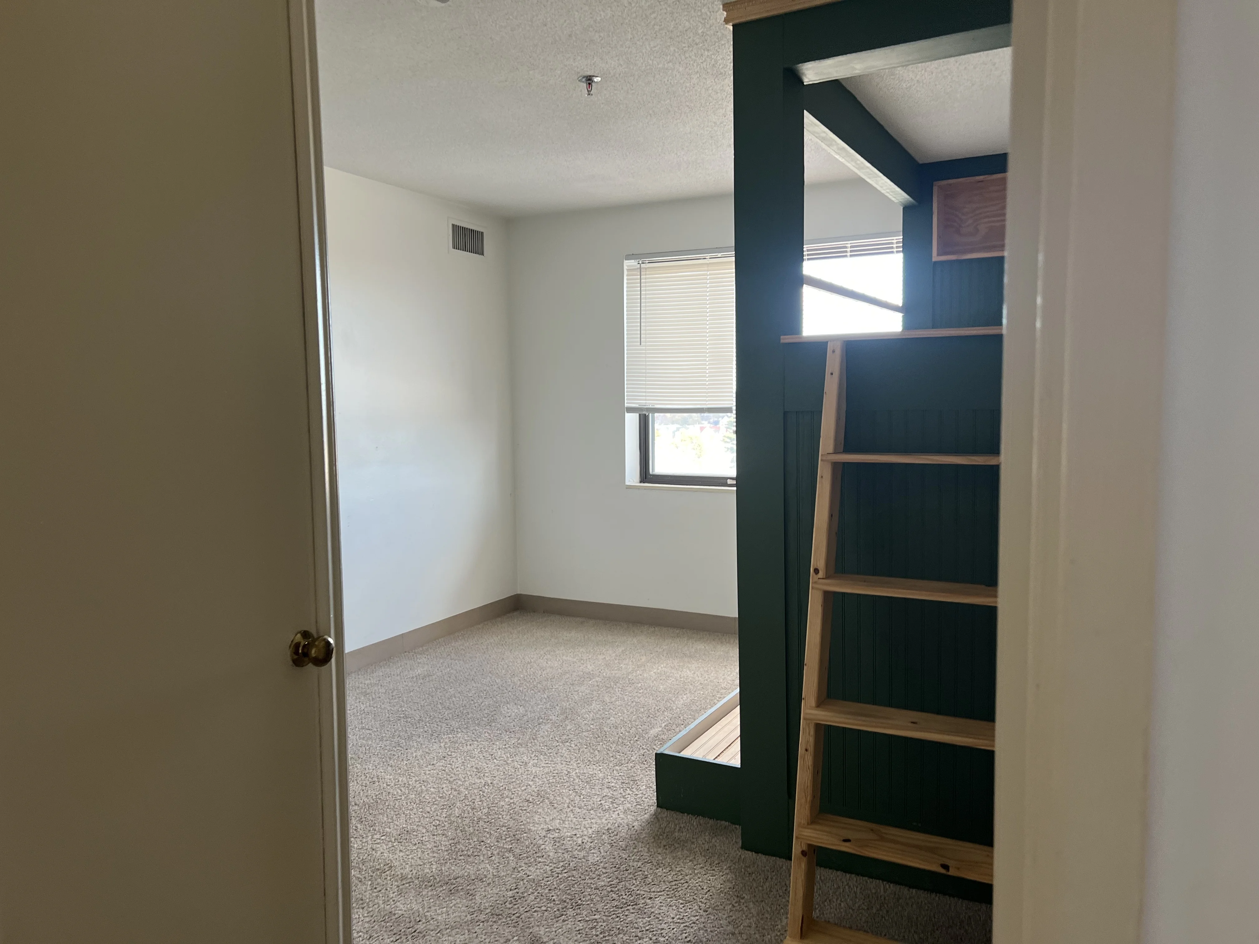 2 bed, 2 bath apartment for rent at 520 Main St Unit 1108, Malden — photo 6 of 15